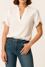 Isla | Covering Light Blouse