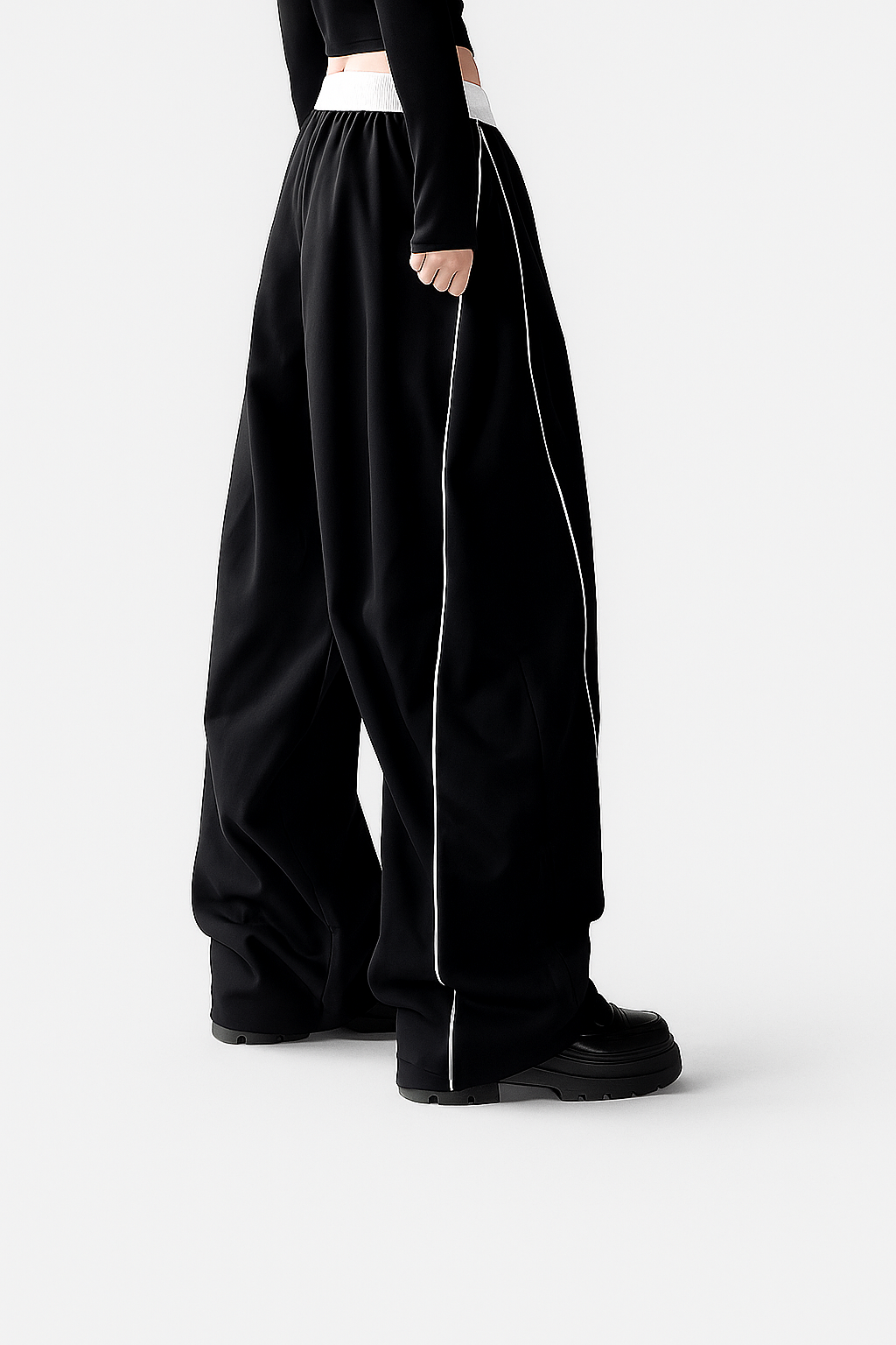 Lyra | Contrast Wide-Leg Pants